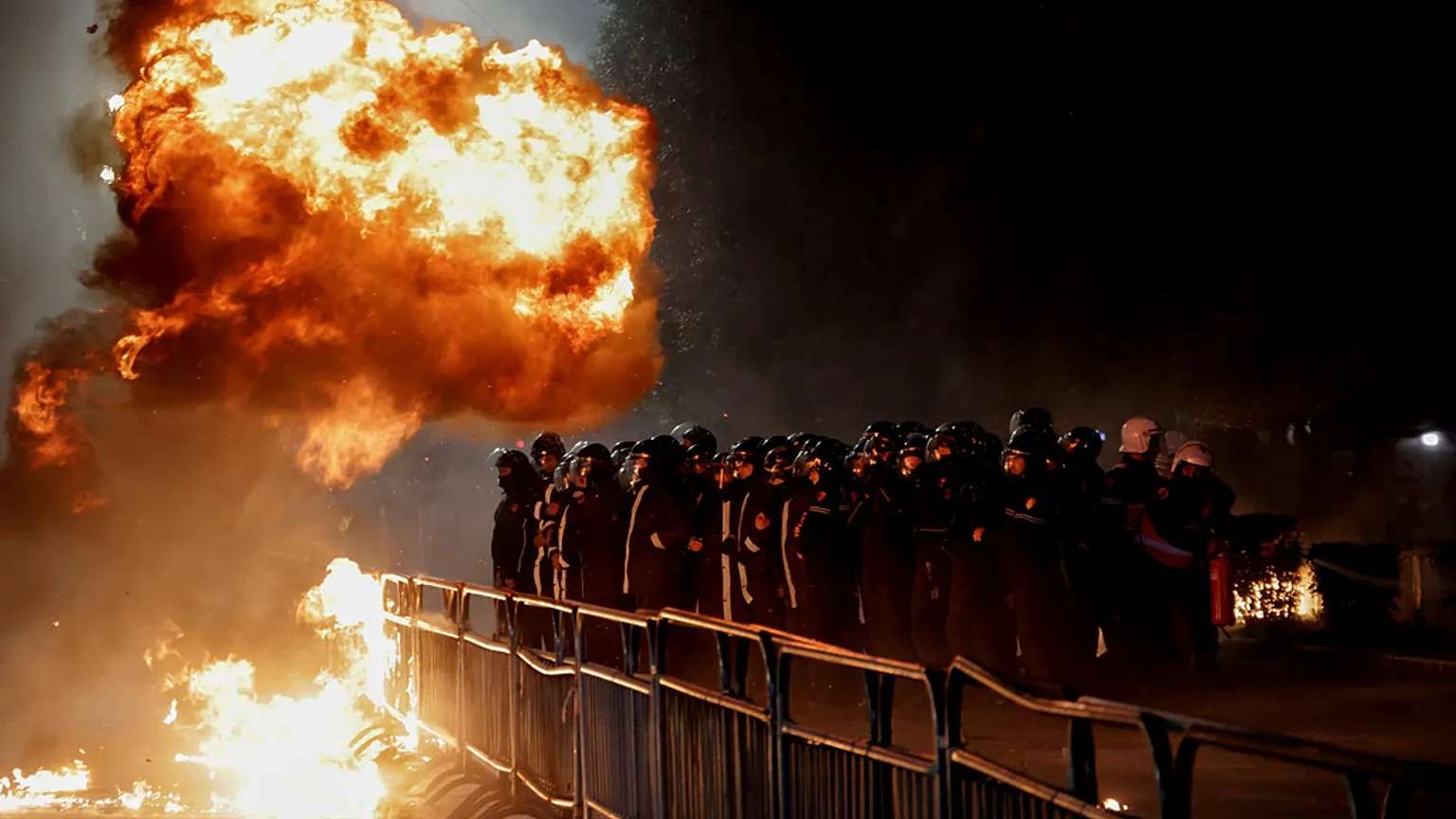 Protests Erupt in Tirana as Anti-Government Demonstrations Turn Violent